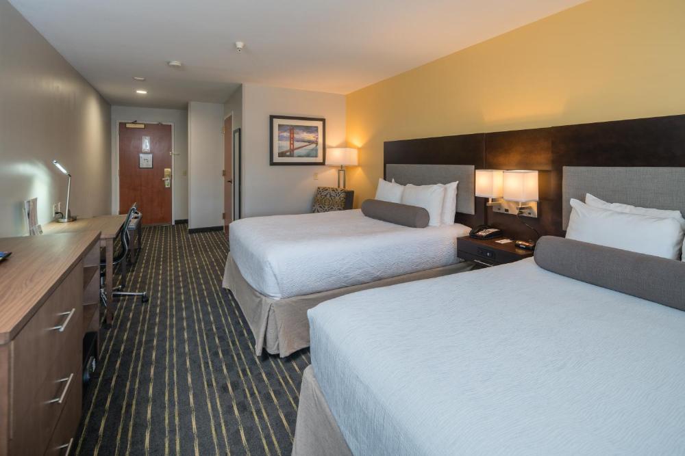 Standard Queen Room with Two Queen Beds - Disability Access interior
